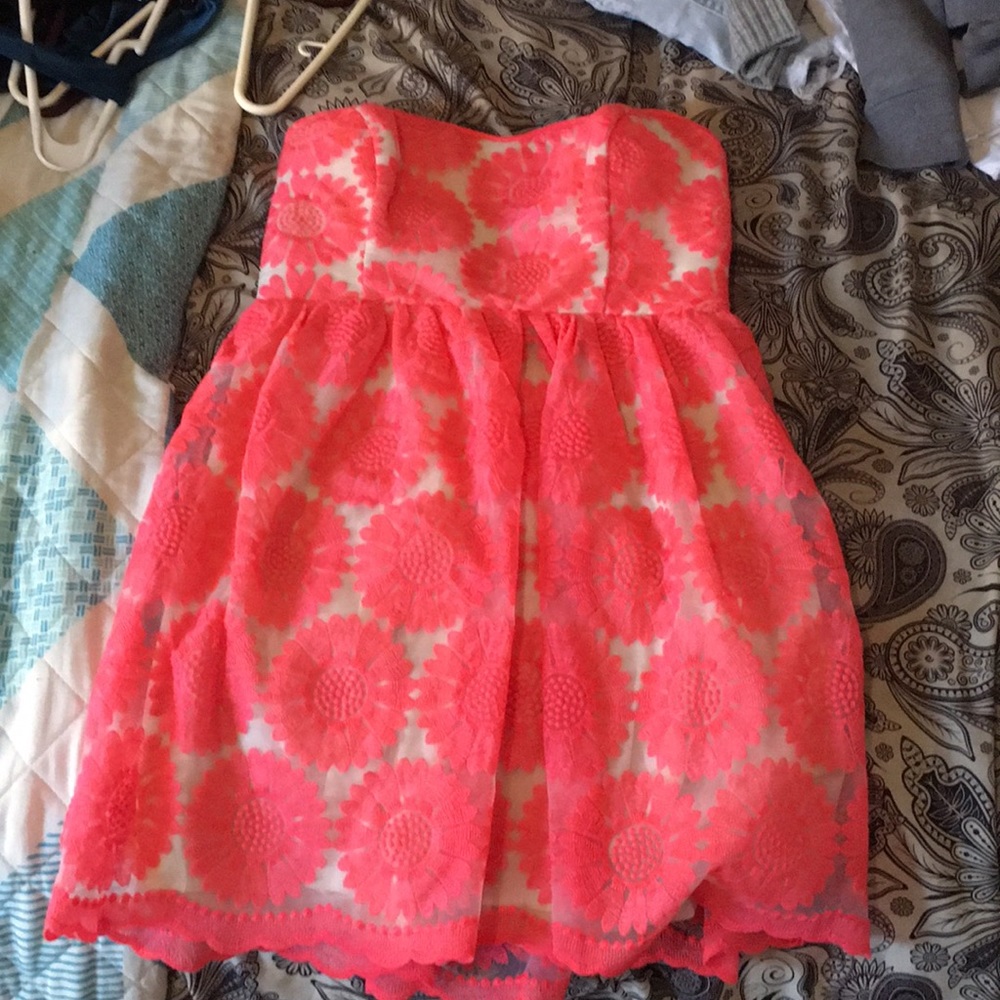 Spring/summer strapless event dress